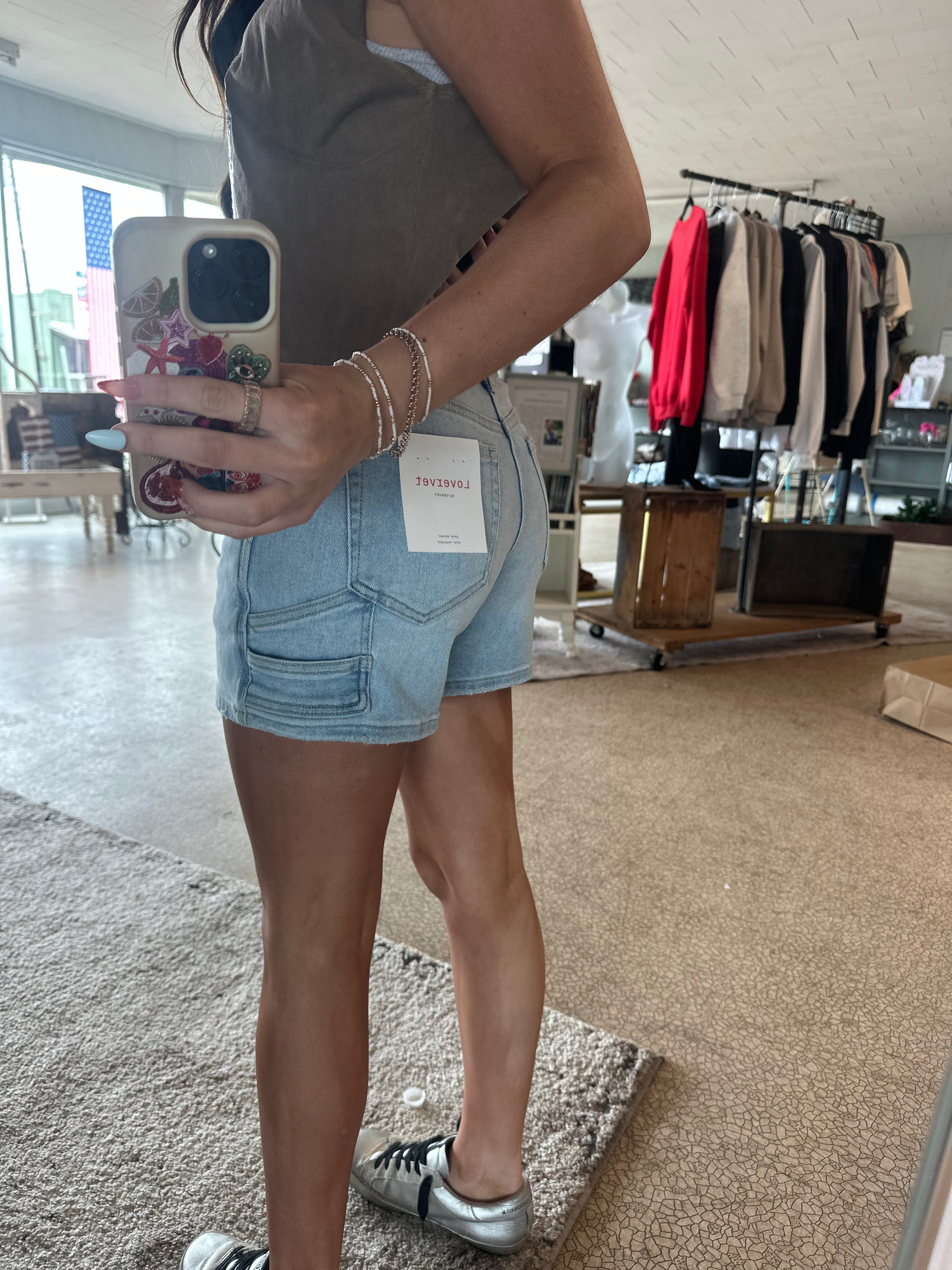 Lovervet cargo shorts